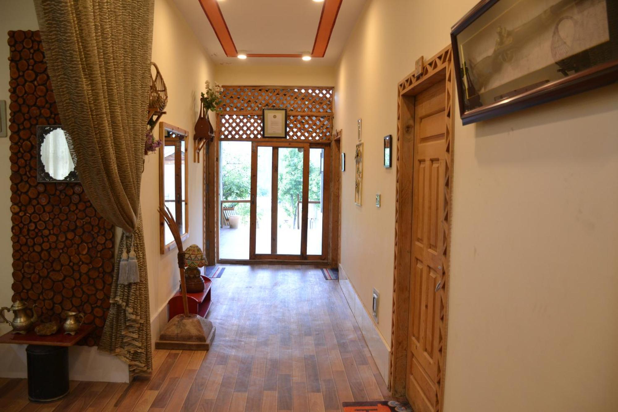 West End Lodges Neelum Exterior photo