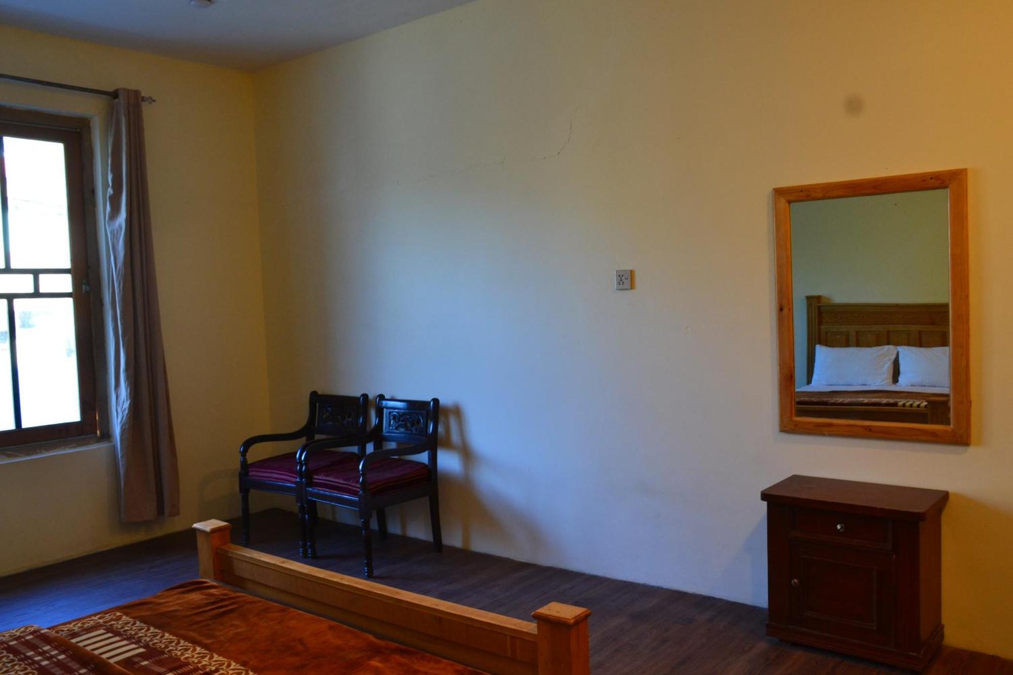 West End Lodges Neelum Exterior photo