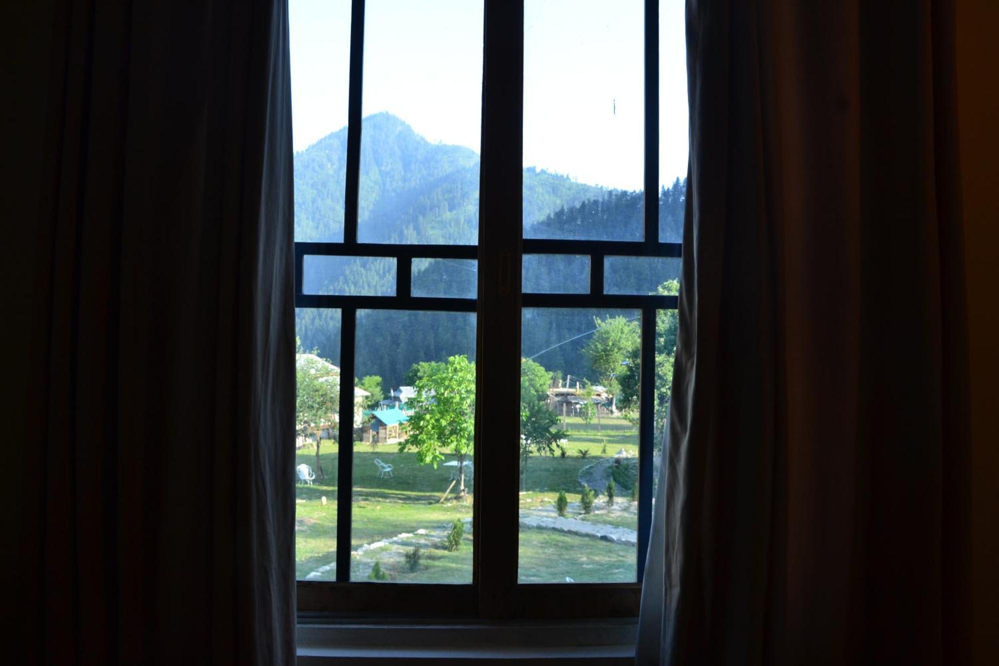 West End Lodges Neelum Exterior photo